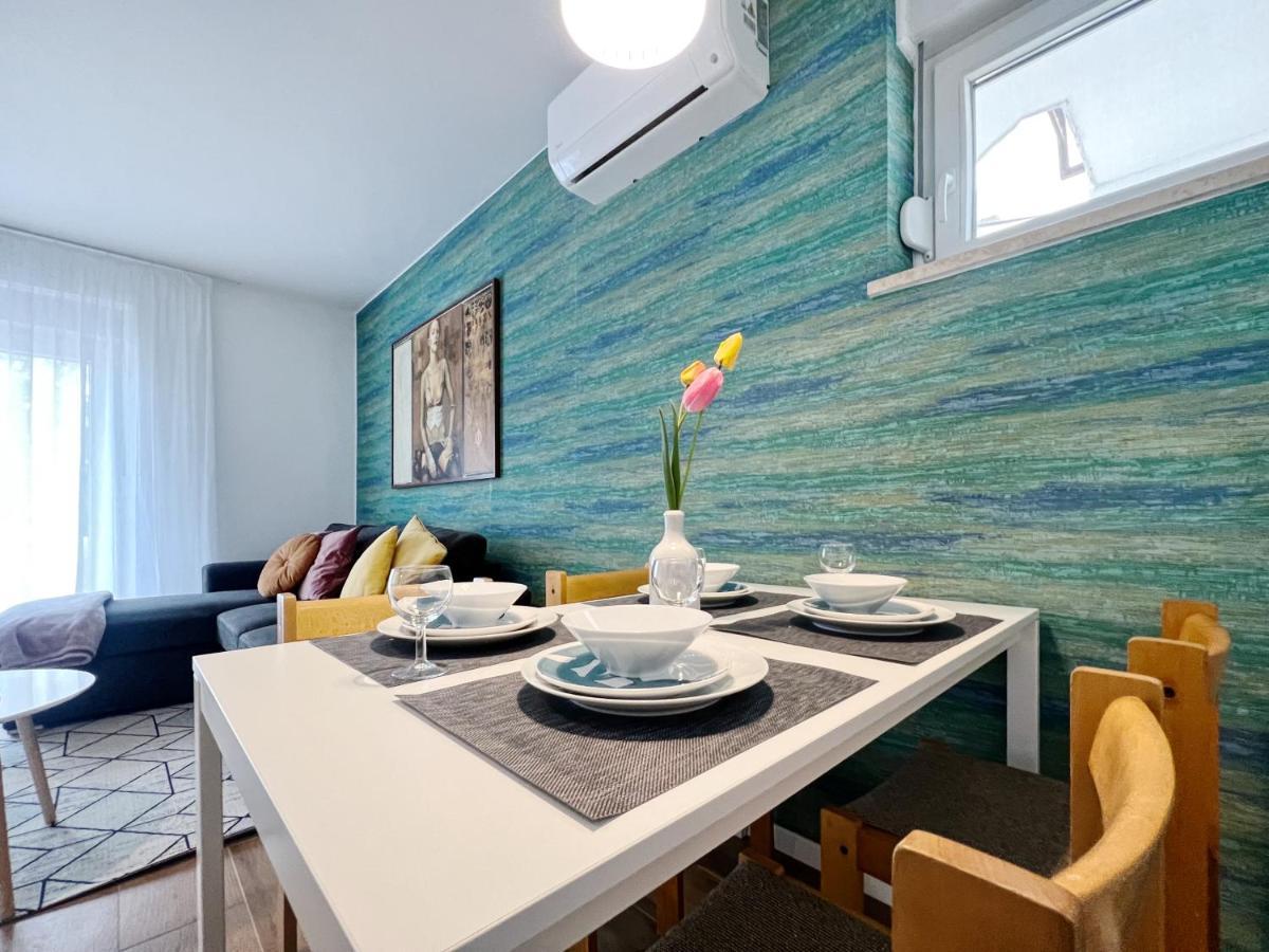 Novigrad Istria Apartments Valerian מראה חיצוני תמונה
