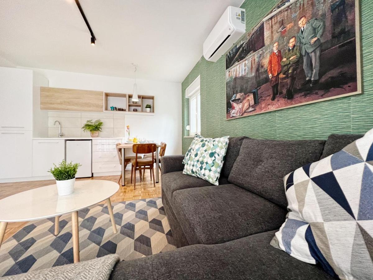 Novigrad Istria Apartments Valerian מראה חיצוני תמונה