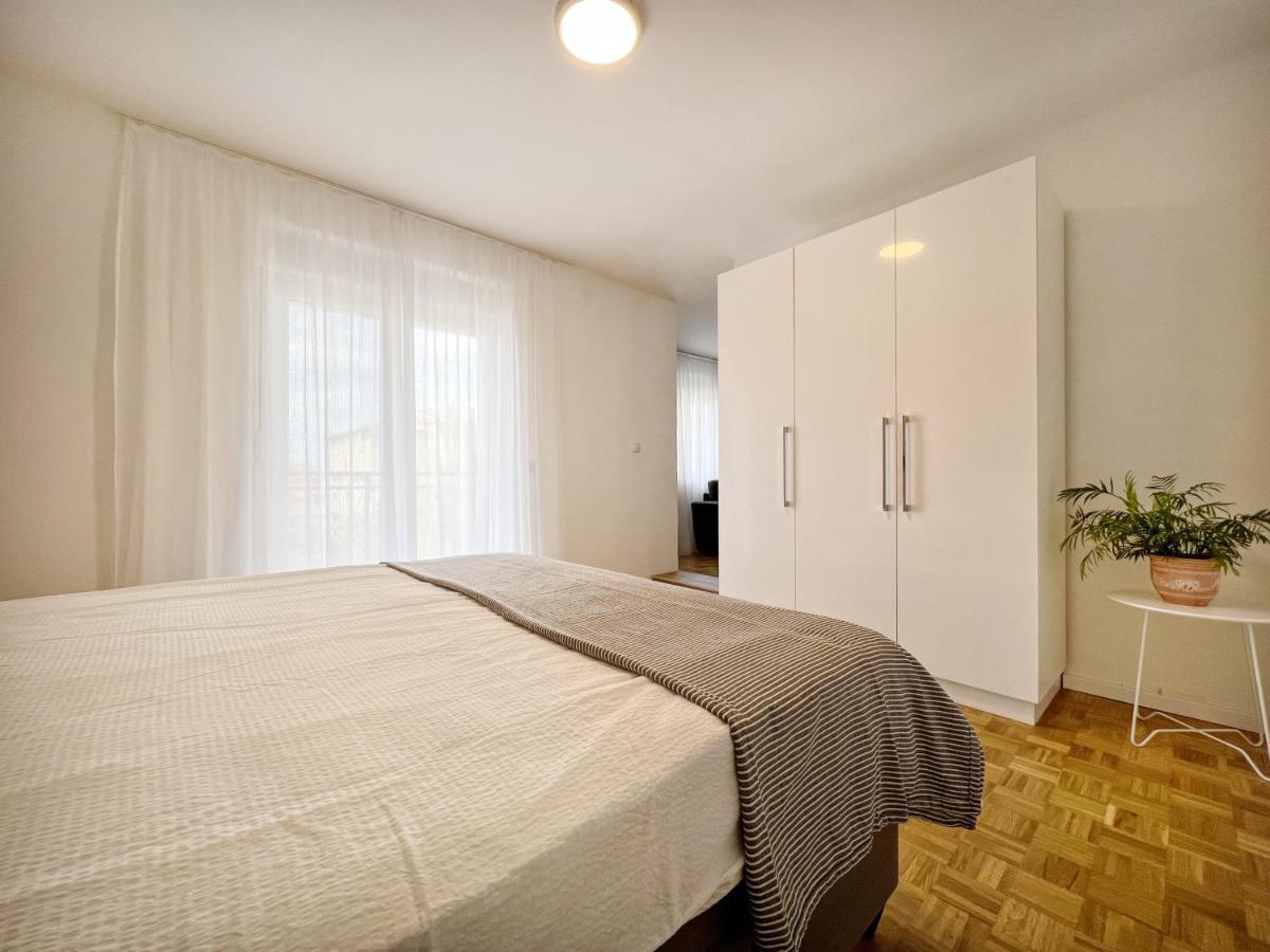 Novigrad Istria Apartments Valerian מראה חיצוני תמונה