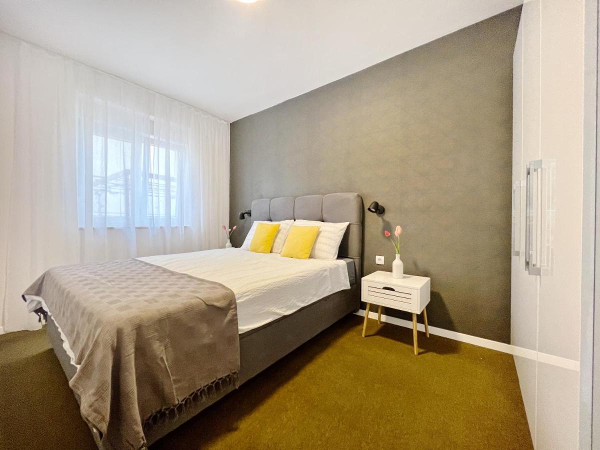 Novigrad Istria Apartments Valerian מראה חיצוני תמונה